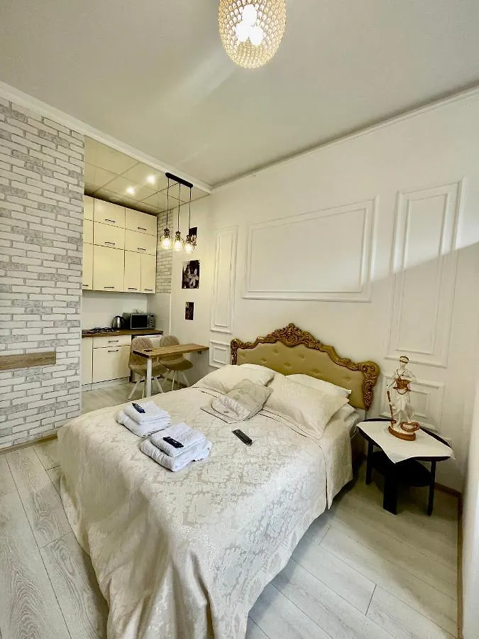 Vintage Apartment Kotlyarska10 리비프