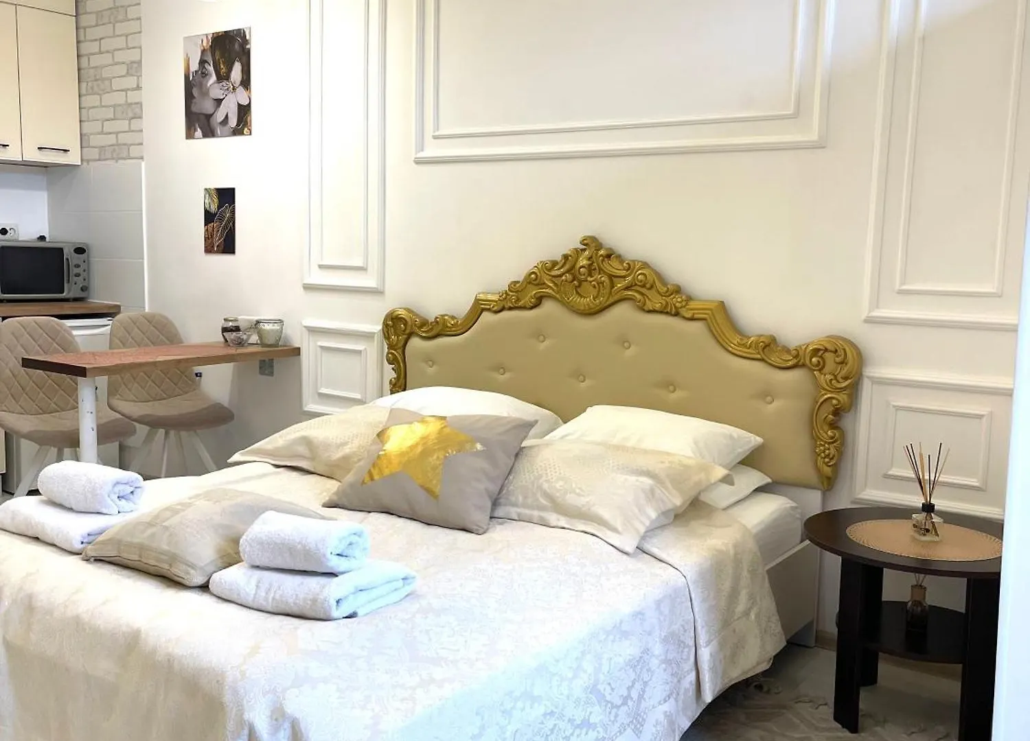 Vintage Apartment Kotlyarska10 리비프